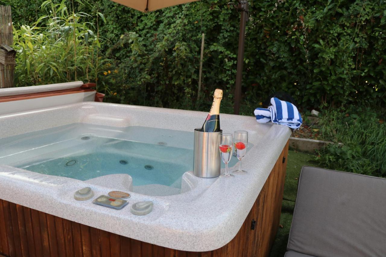 Palm 1 Park Home With Hot Tub Swanage Exteriör bild
